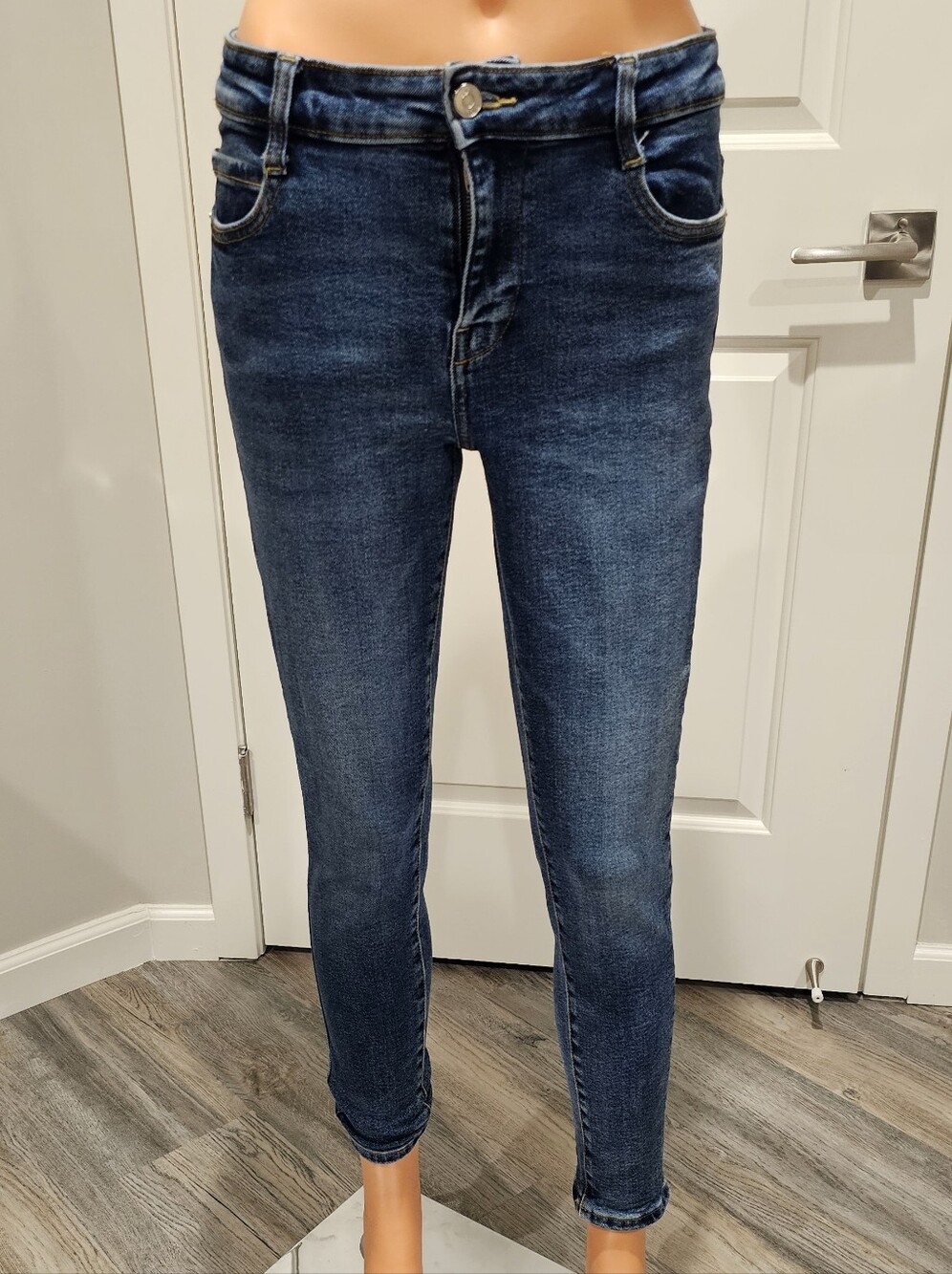 Zara Dark Blue Skinny Jeans